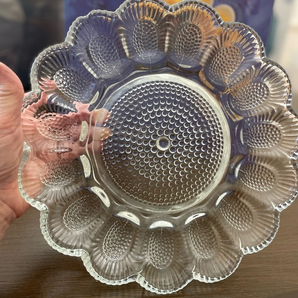 NEW in Box, glass egg plate - Picture 2 of 4